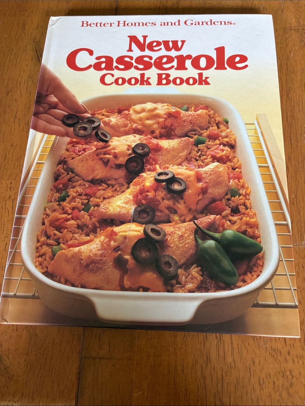 Better Homes and Gardens New Casserole Cook Book - Vintage cookbook